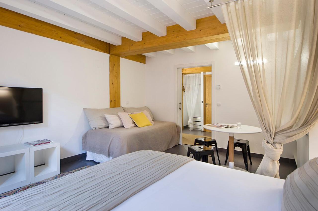 La Casa De Santa Maria Estudios Vitoria-Gasteiz Zewnętrze zdjęcie
